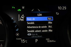 Toyota Camry 2.5 220H Advance - Foto 58