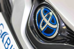 Toyota Camry 2.5 220H Advance - Foto 8