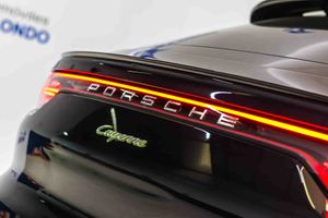 Porsche Cayenne Coupé E-Hybrid **Techo panorámico** - Foto 17