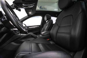 Porsche Cayenne Coupé E-Hybrid **Techo panorámico** - Foto 32