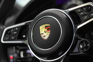 Porsche Cayenne Coupé E-Hybrid **Techo panorámico** - Foto 42