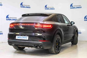 Porsche Cayenne Coupé E-Hybrid **Techo panorámico** - Foto 11