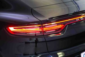 Porsche Cayenne Coupé E-Hybrid **Techo panorámico** - Foto 18