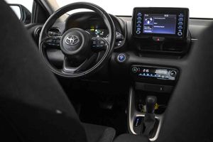 Toyota Yaris 1.5 120H Active Tech - Foto 32