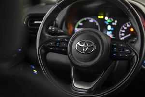 Toyota Yaris 1.5 120H Active Tech - Foto 33