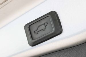 Toyota Rav4 2.5 220H Business 2WD - Foto 57