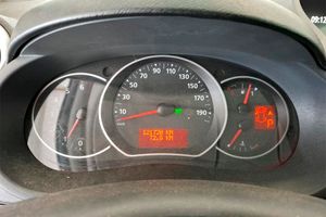 Renault Kangoo Furgon Profesional Maxi dCi **Automático** - Foto 3