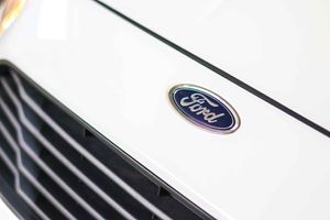 Ford Transit Courier Van 1.5 TDCi Trend - Foto 8