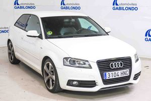 Audi A3 2.0 TDI 140cv Ambiente SLine - Foto 3