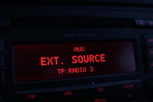 Audi A3 2.0 TDI 140cv Ambiente SLine - Foto 9