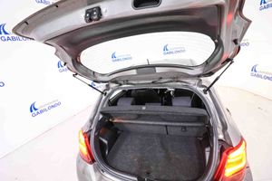 Toyota Yaris 100 Active - Foto 12