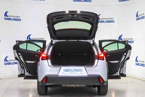 Lexus UX 2.0 250h Business - Foto 23