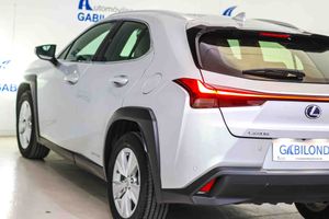 Lexus UX 2.0 250h Business - Foto 25