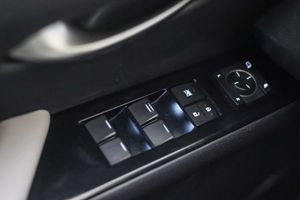 Lexus UX 2.0 250h Business - Foto 29