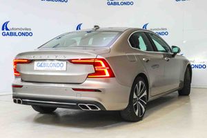 Volvo S60 T6 Recharge Inscription 4WD Techo solar - Foto 12
