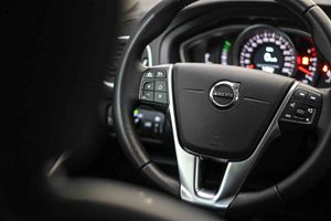 Volvo V40 2.0 D2 Momentum - Foto 33