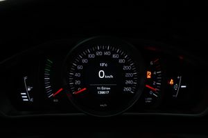 Volvo V40 2.0 D2 Momentum - Foto 51