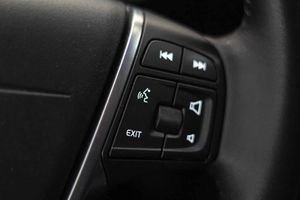 Volvo V40 2.0 D2 Momentum - Foto 37