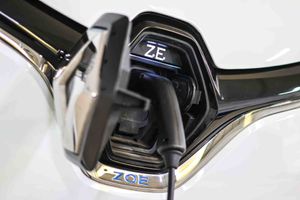 Renault Zoe Business 80 kW R110 Batería 50kWh - Foto 9