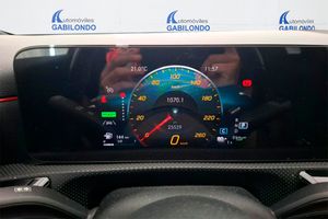 Mercedes Clase A A 250 e AMG Line *Techo panorámico* - Foto 4
