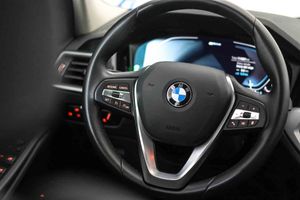 BMW Serie 3 330e Business Design - Foto 39