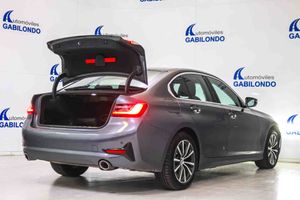 BMW Serie 3 330e Business Design - Foto 20