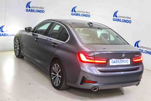 BMW Serie 3 330e Business Design - Foto 17
