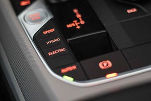 BMW Serie 3 330e Business Design - Foto 46