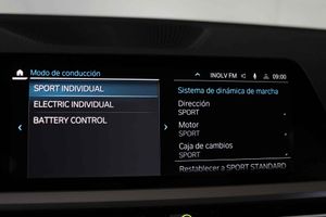 BMW Serie 3 330e Business Design - Foto 65