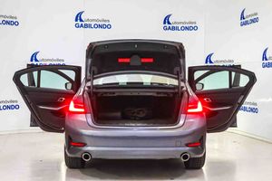 BMW Serie 3 330e Business Design - Foto 28
