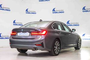 BMW Serie 3 330e Business Design - Foto 14