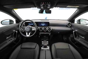 Mercedes CLA Coupé 180 D - Foto 30