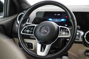 Mercedes GLB 2.0 GLB 200d Business Line **7 plazas** - Foto 32