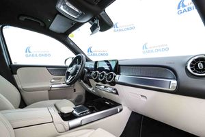 Mercedes GLB 2.0 GLB 200d Business Line **7 plazas** - Foto 45