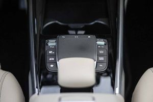 Mercedes GLB 2.0 GLB 200d Business Line **7 plazas** - Foto 40