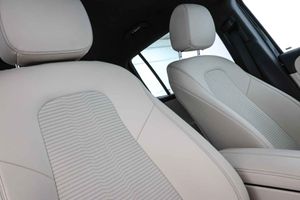 Mercedes GLB 2.0 GLB 200d Business Line **7 plazas** - Foto 46