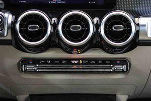 Mercedes GLB 2.0 GLB 200d Business Line **7 plazas** - Foto 42