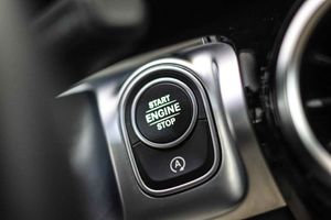 Mercedes GLB 2.0 GLB 200d Business Line **7 plazas** - Foto 39