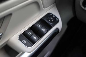 Mercedes GLB 2.0 GLB 200d Business Line **7 plazas** - Foto 29