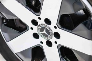 Mercedes GLB 2.0 GLB 200d Business Line **7 plazas** - Foto 18