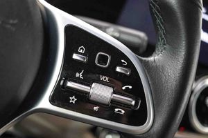 Mercedes GLB 2.0 GLB 200d Business Line **7 plazas** - Foto 35