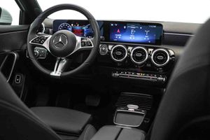 Mercedes Clase A A 250 e Sedán **Techo panorámico** - Foto 35