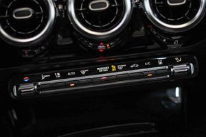 Mercedes Clase A A 250 e Sedán **Techo panorámico** - Foto 45