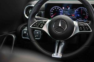 Mercedes Clase A A 250 e Sedán **Techo panorámico** - Foto 36