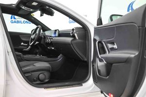 Mercedes Clase A A 250 e Sedán **Techo panorámico** - Foto 49