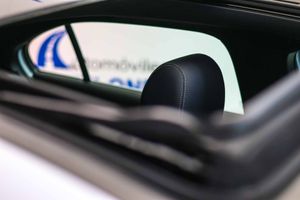 Mercedes Clase A A 250 e Sedán **Techo panorámico** - Foto 23