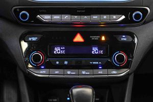 Hyundai IONIQ 1.6 GDI HEV Tecno DCT - Foto 46