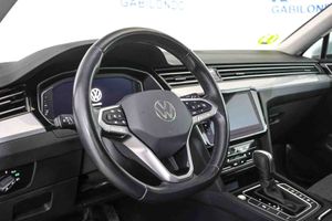 Volkswagen Passat Executive 1.5 TSI 110kW (150CV) DSG **Techo panorámico** - Foto 5