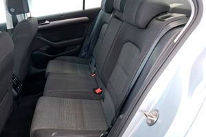 Volkswagen Passat Executive 1.5 TSI 110kW (150CV) DSG **Techo panorámico** - Foto 6