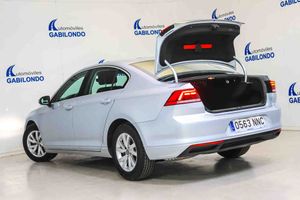 Volkswagen Passat Executive 1.5 TSI 110kW (150CV) DSG **Techo panorámico** - Foto 20